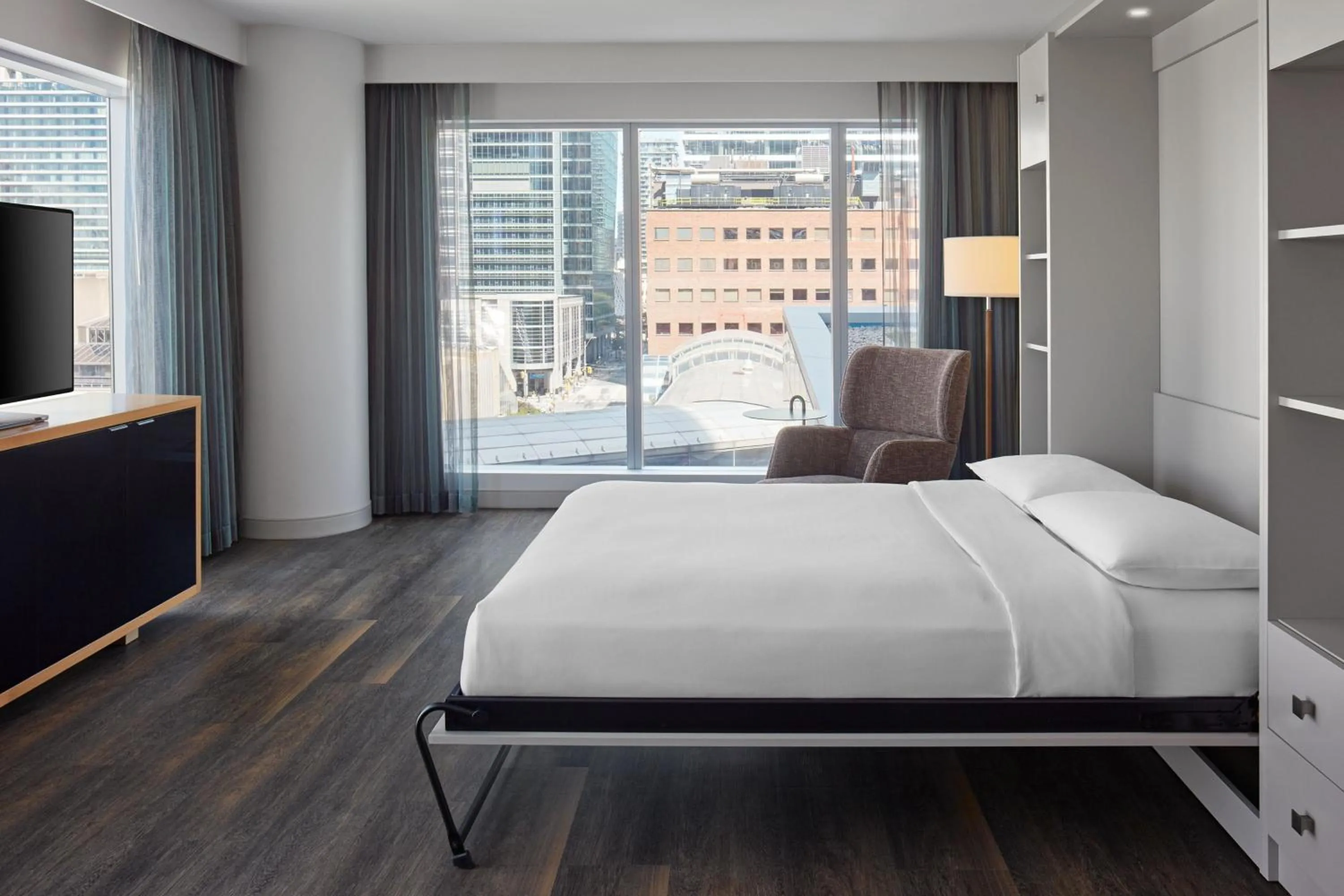 Photo of the whole room, Bed in Delta Hotels by Marriott Toronto