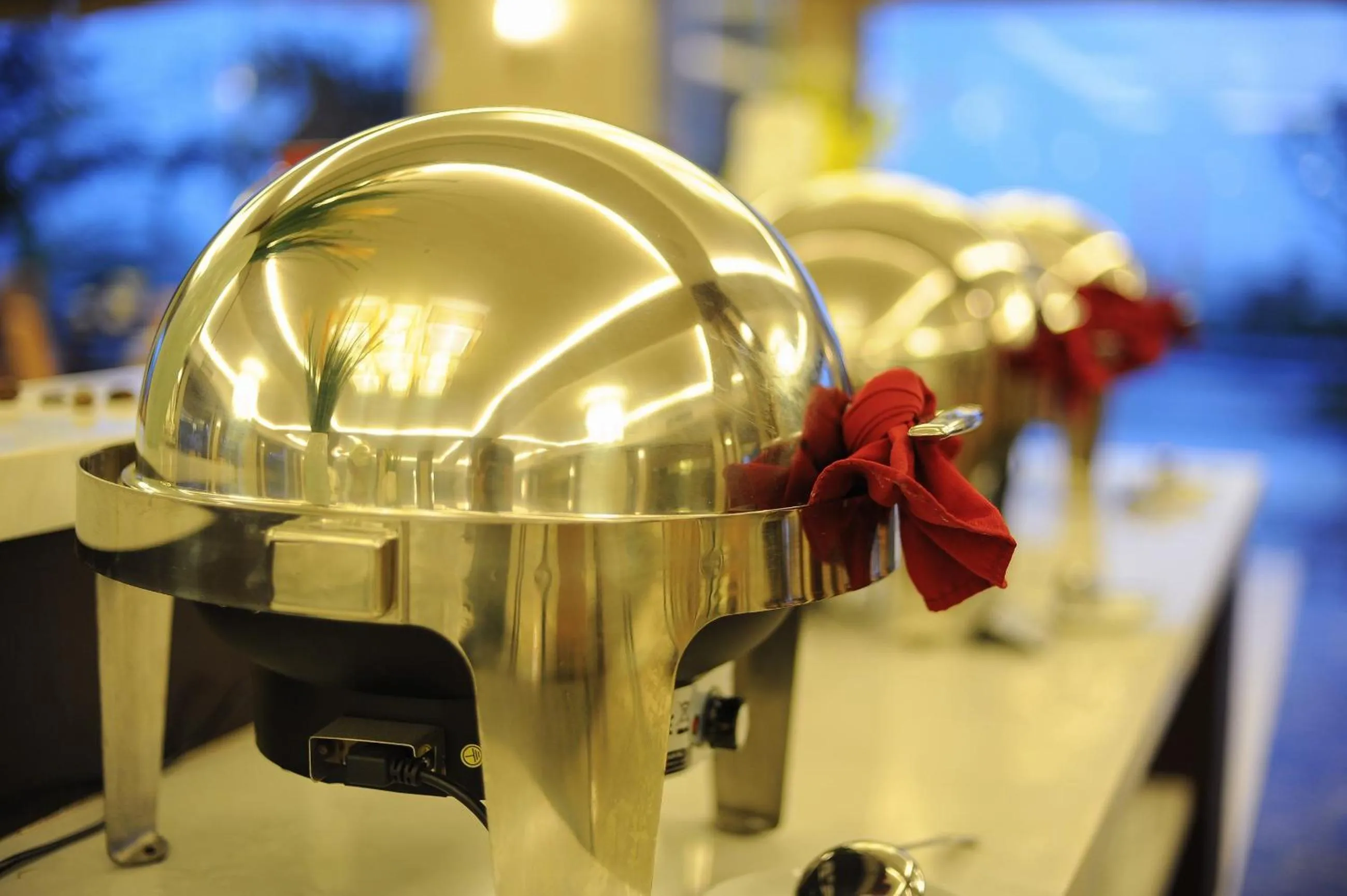 Restaurant/places to eat in Muong Thanh Holiday Quang Binh Hotel