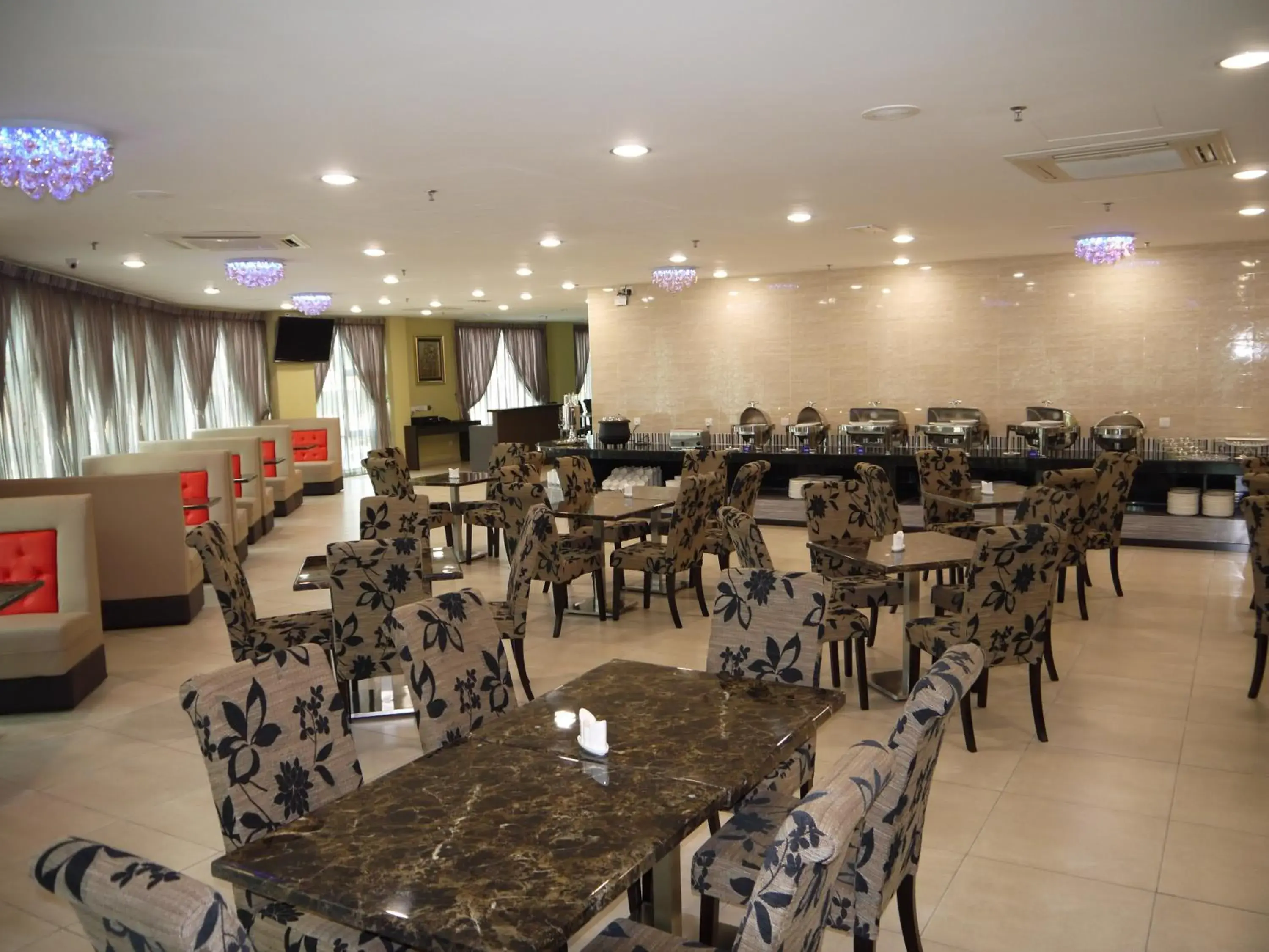 Restaurant/places to eat in MidCity Hotel Melaka Restaurant/places to eat in MidCity Hotel Melaka