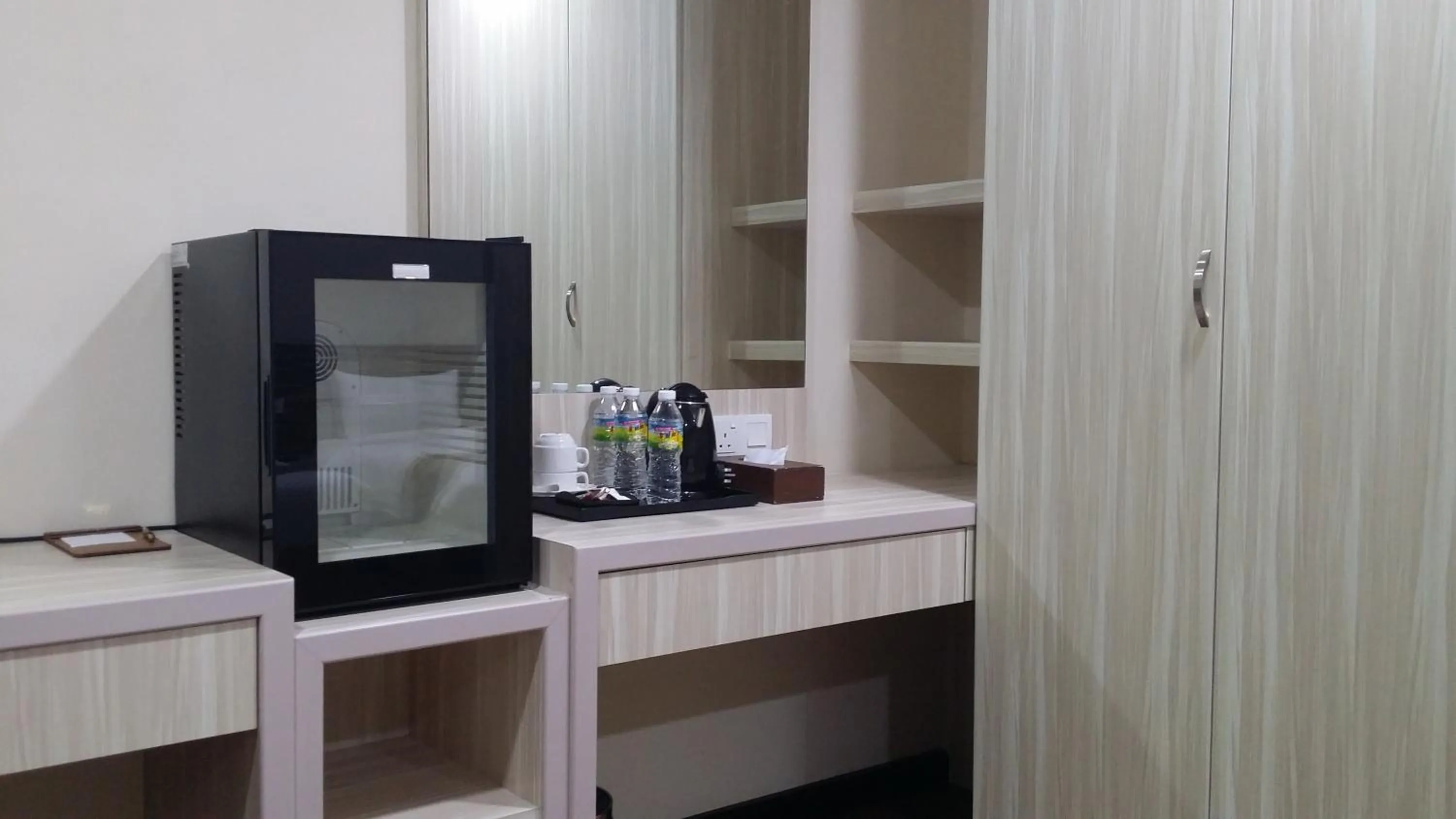 Coffee/tea facilities in MidCity Hotel Melaka