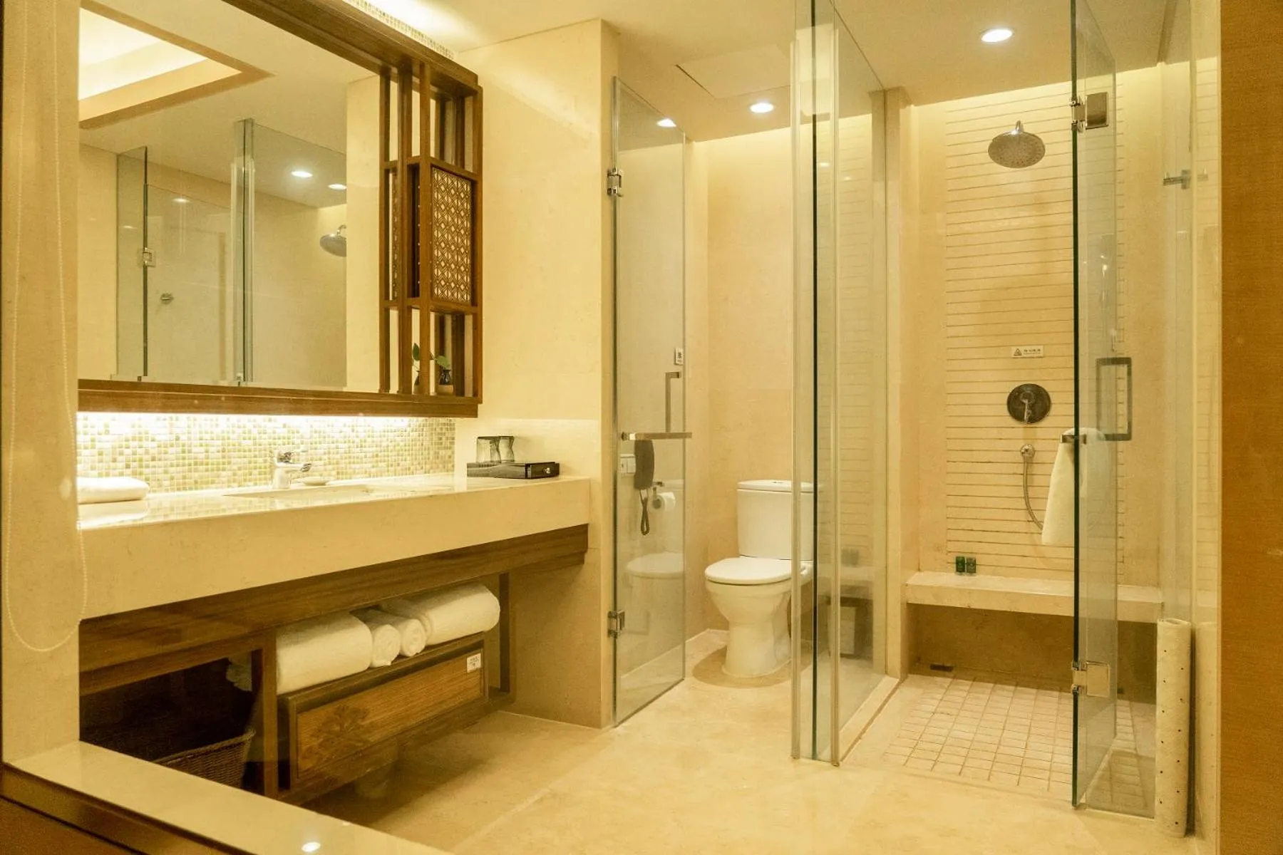 Shower in HNTI·Narada Sanya Bay Resort