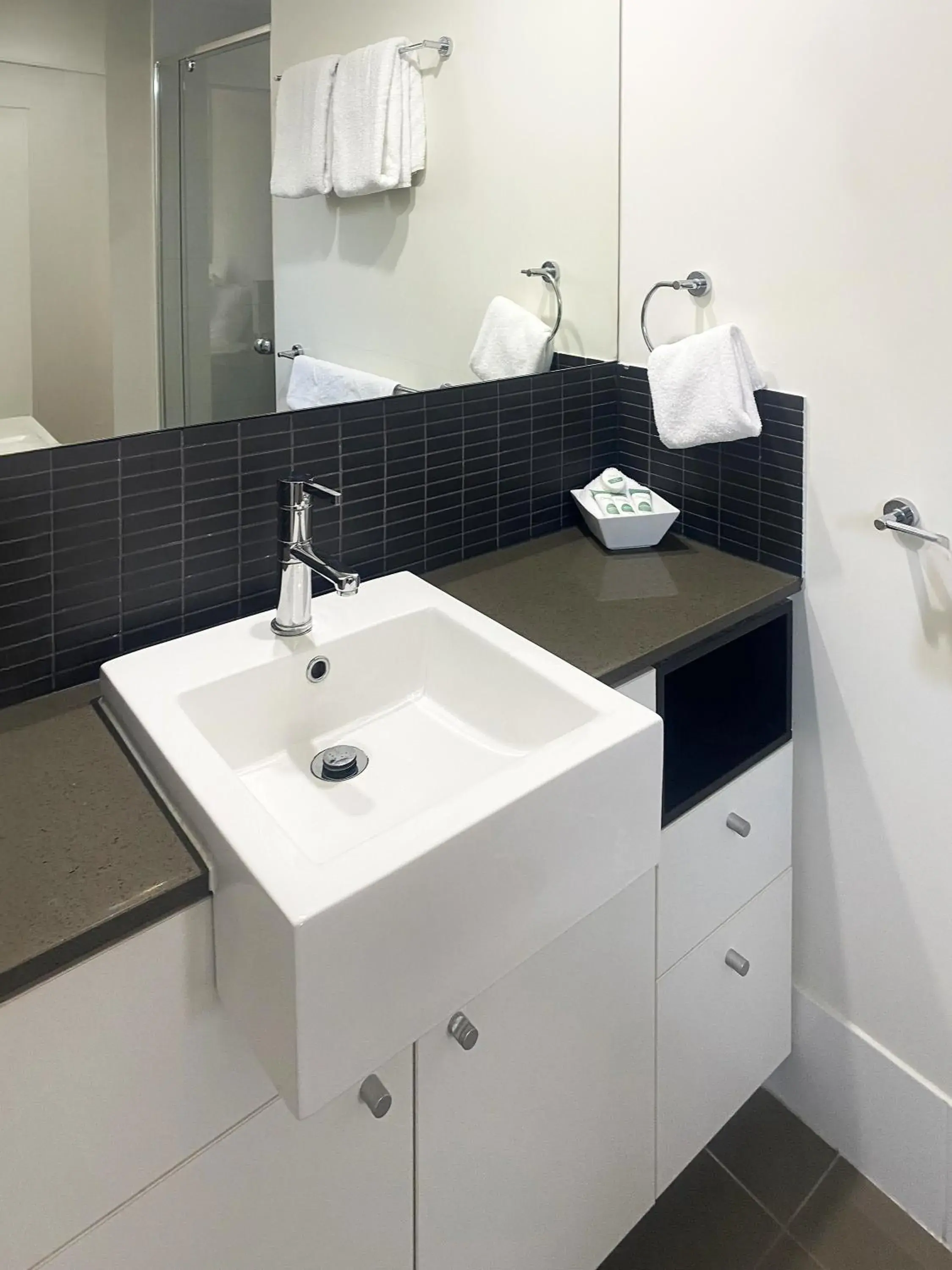 Two-Bedroom Apartment with View in Curtis Central Apartments Official Two-Bedroom Apartment with View in Curtis Central Apartments Official