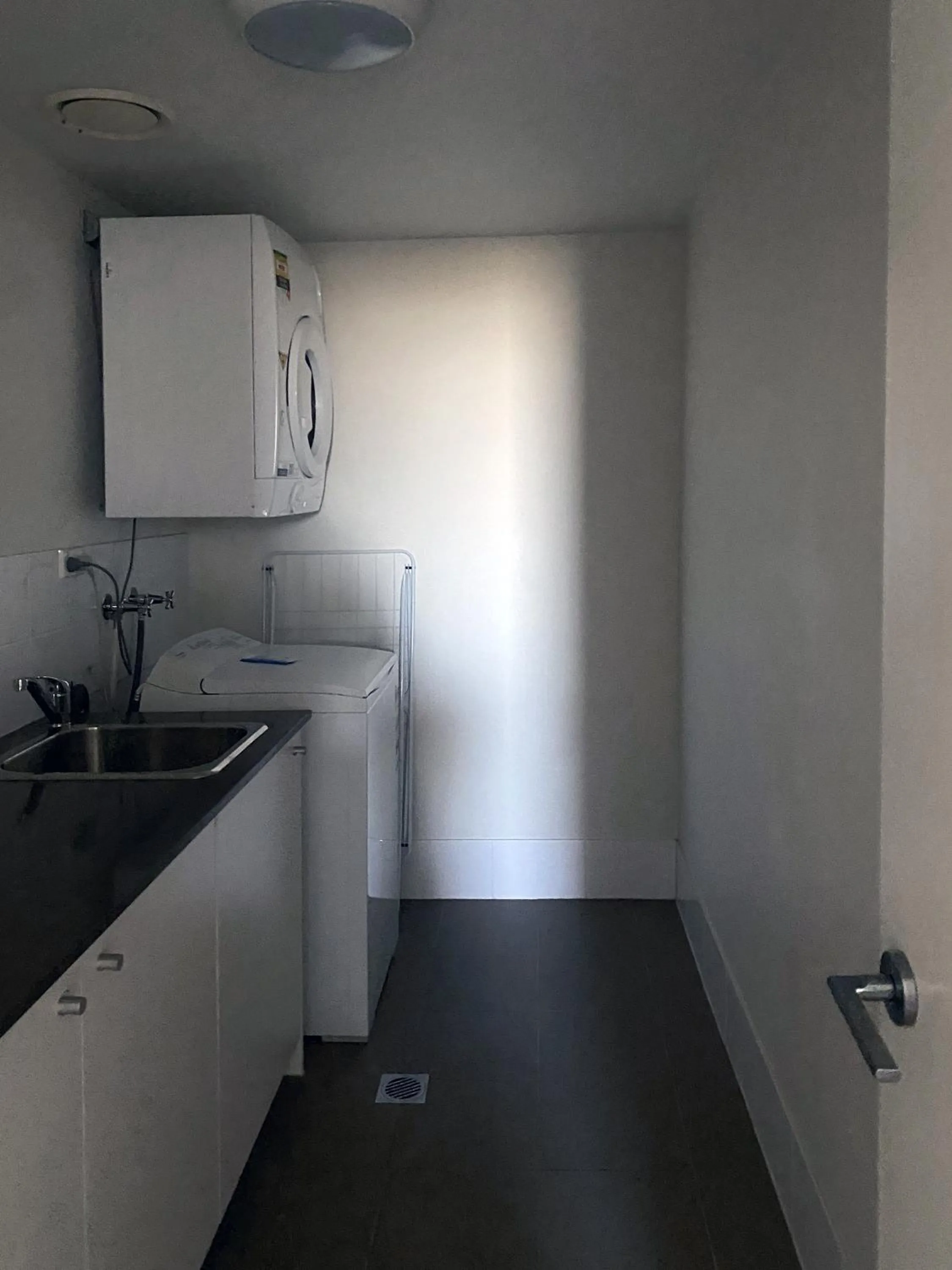 laundry in Curtis Central Apartments Official