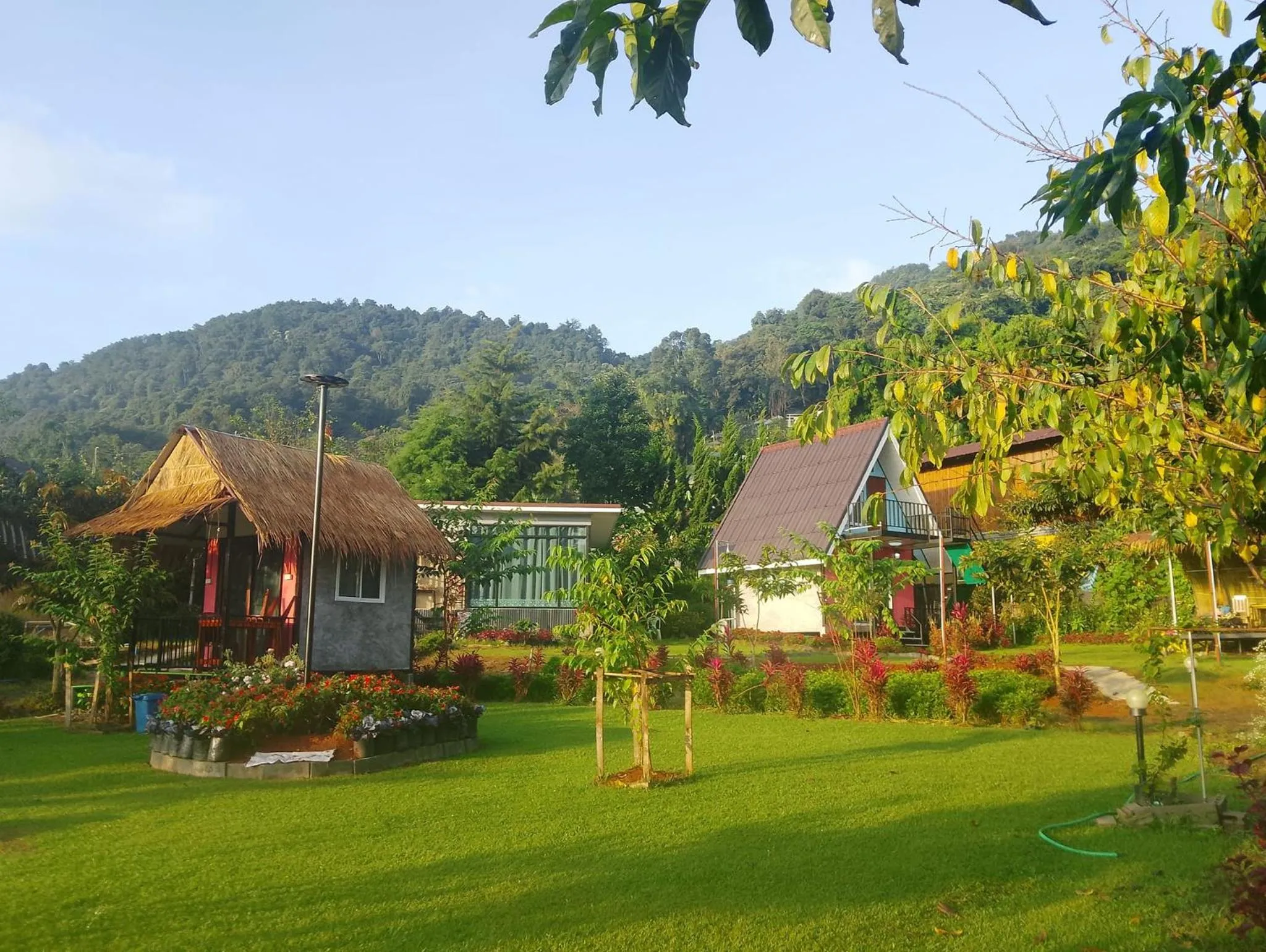 Property building in Inthanon Lao-Ju House