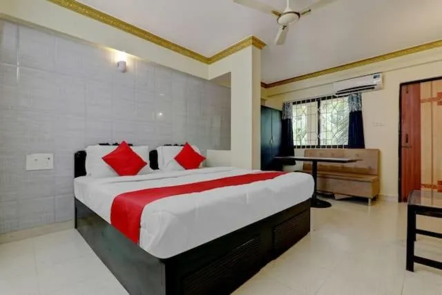 Bed in Roundcube Guest House