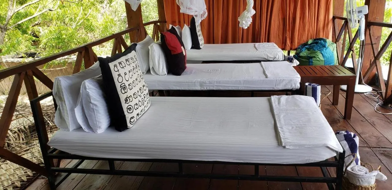 Nagenahira Beach Villa