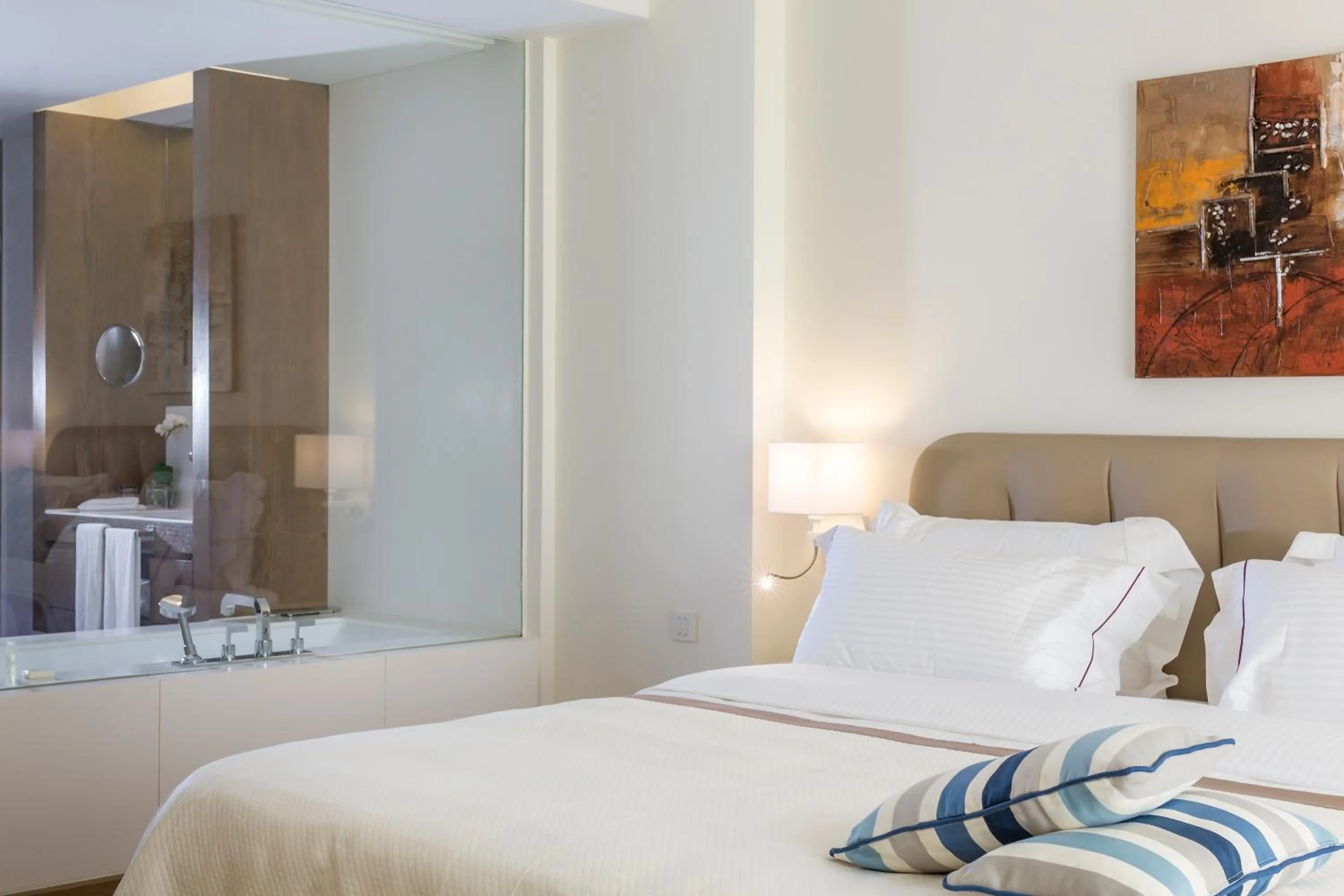 Bedroom, Bed in O Monot Boutique Hotel Beirut