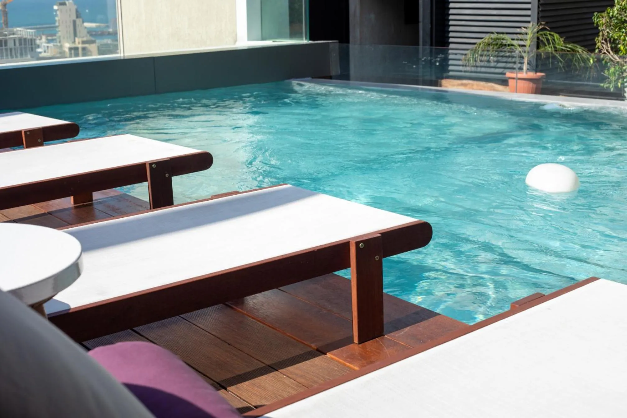 Swimming pool in O Monot Boutique Hotel Beirut