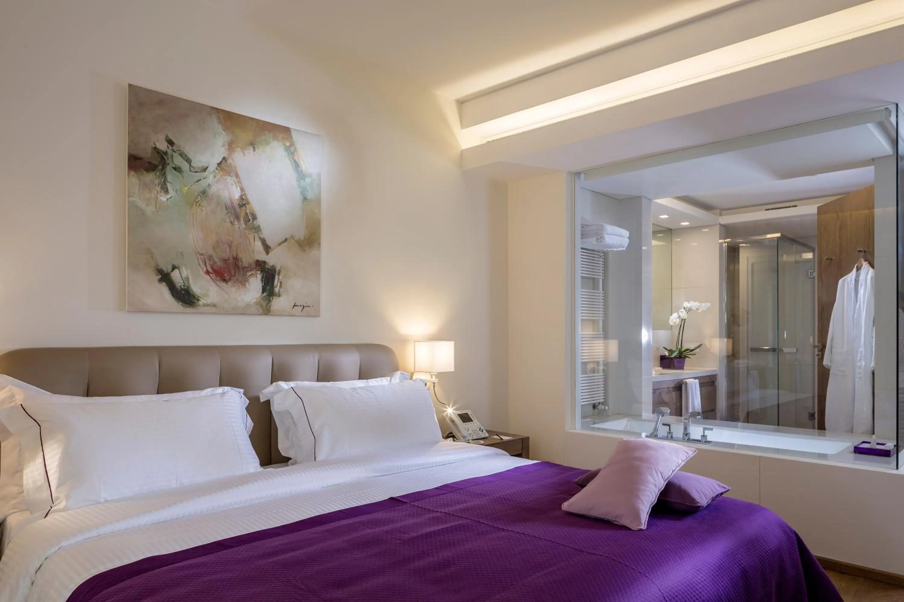 Bedroom, Bed in O Monot Boutique Hotel Beirut