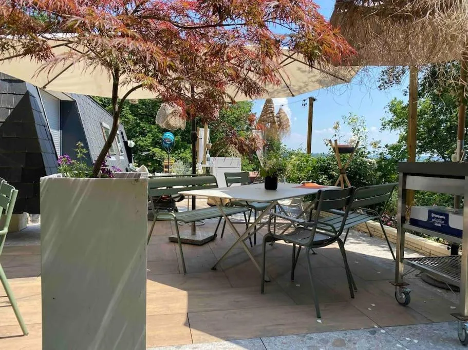 Domaine une HALTE