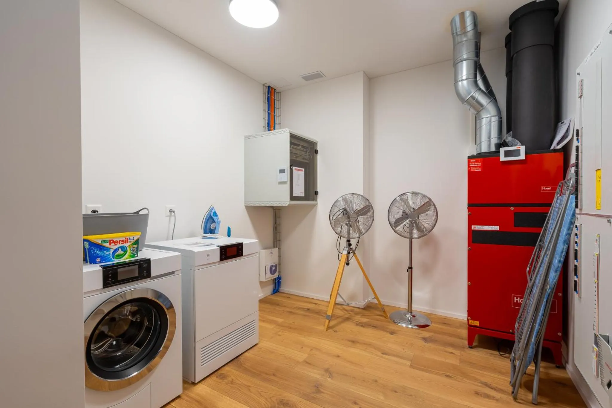 washing machine in Swiss Hotel Apartments - Engelberg
