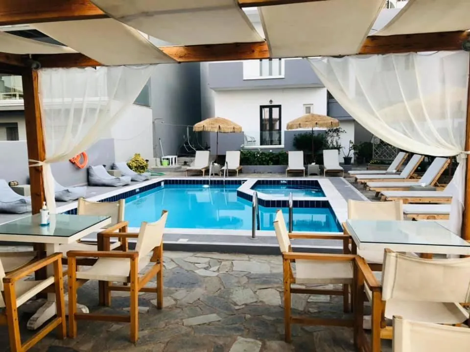 Swimming pool in Olga Studios