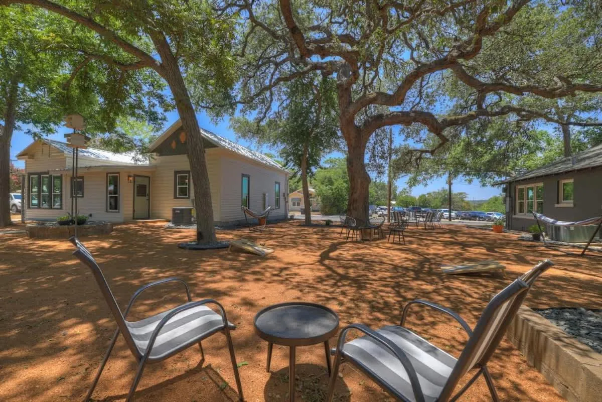 Property building in Historic Gem near Schlitterbahn