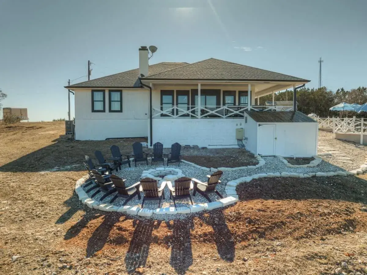 Hilltop Lux Haus with InfinityPool-Hottub-PoolTable Hilltop Lux Haus with InfinityPool-Hottub-PoolTable