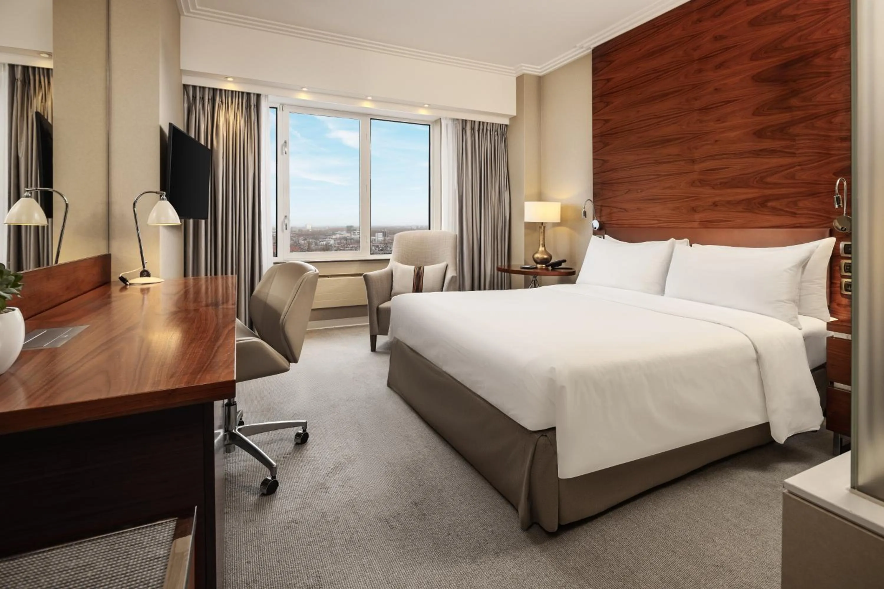 Bedroom, Bed in Hotel Okura Amsterdam – The Leading Hotels of the World