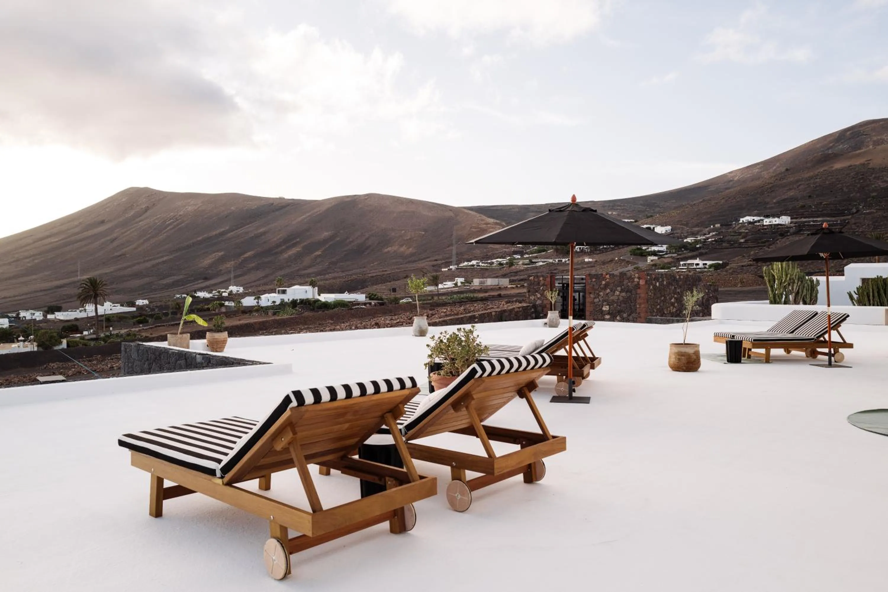 sunbed in César Lanzarote Luxury Boutique Hotel - Adults Only