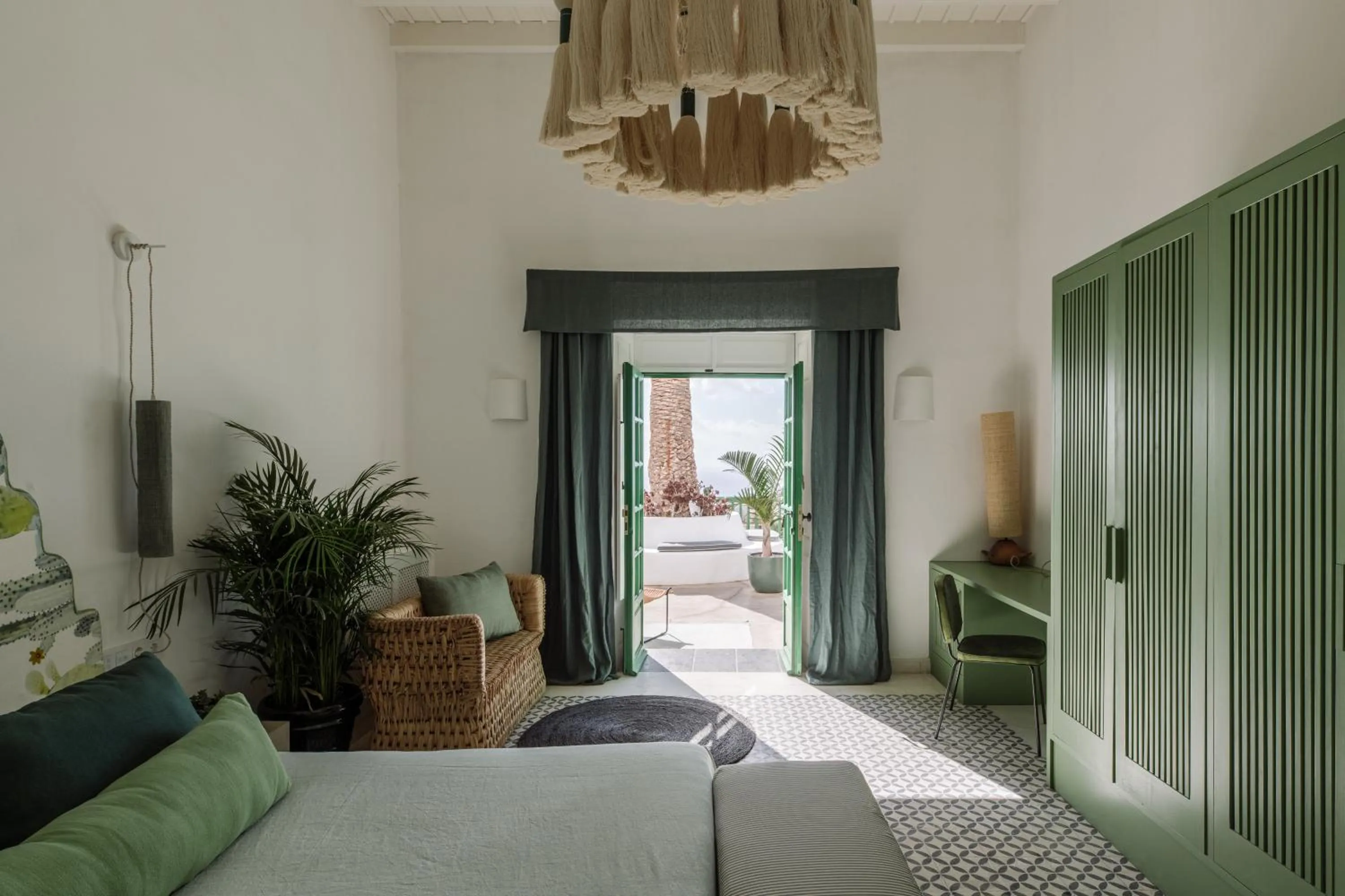 Photo of the whole room, Bed in César Lanzarote Luxury Boutique Hotel - Adults Only