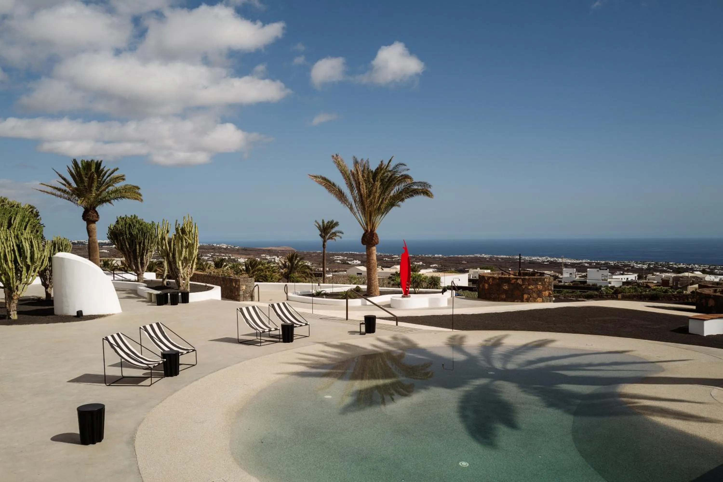 Swimming pool in César Lanzarote Luxury Boutique Hotel - Adults Only