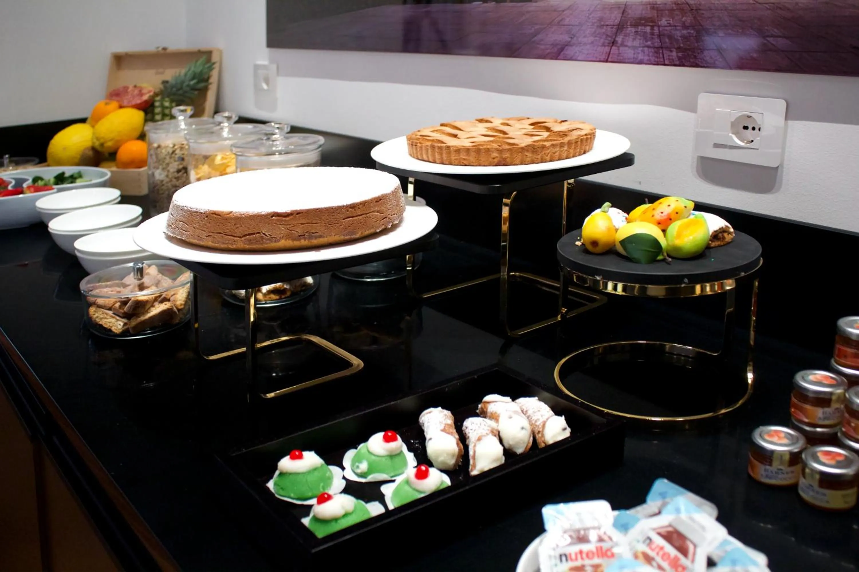 Restaurant/places to eat in Palazzo Cartari