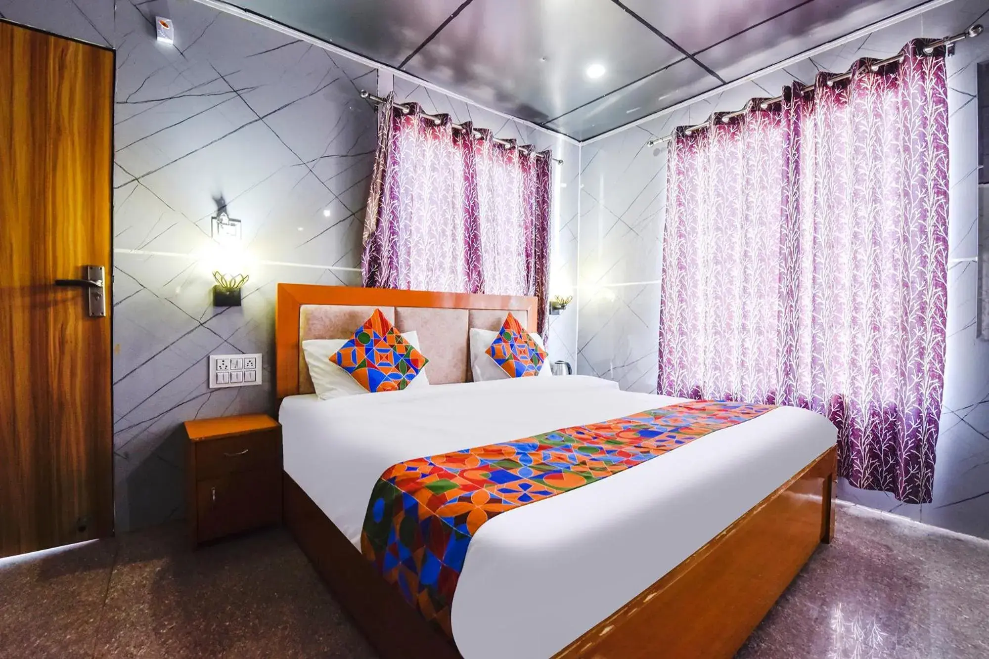 Bed in FabHotel Neilkanth Bed in FabHotel Neilkanth