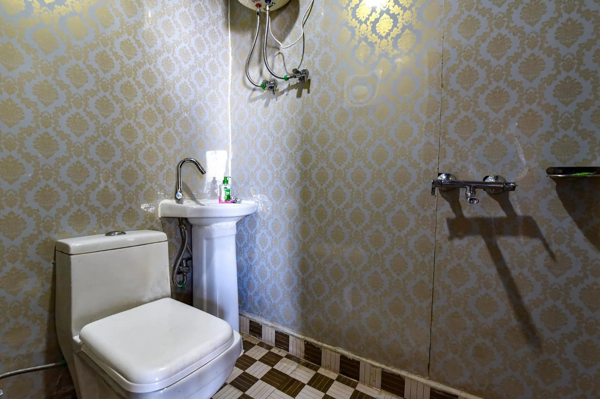 Bathroom in FabHotel Neilkanth