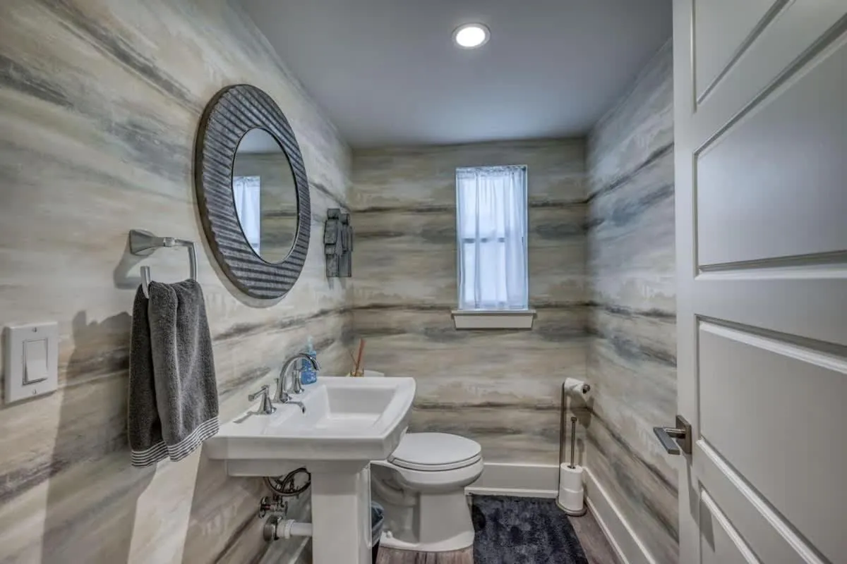 Bathroom in Modern Luxurious Home with game room
