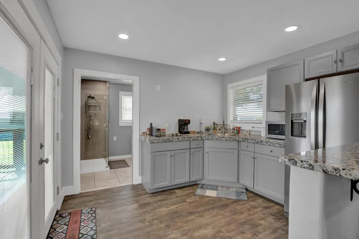 Coffee/tea facilities in Grey Haus Casita-Peaceful Hill Country Views!