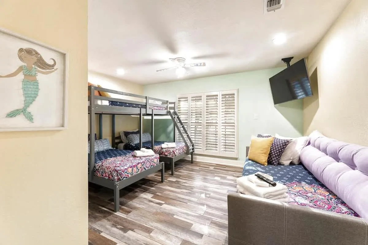 Bed in Luxury on Lake LBJ with Hot Tub Firepit & Boat Slip