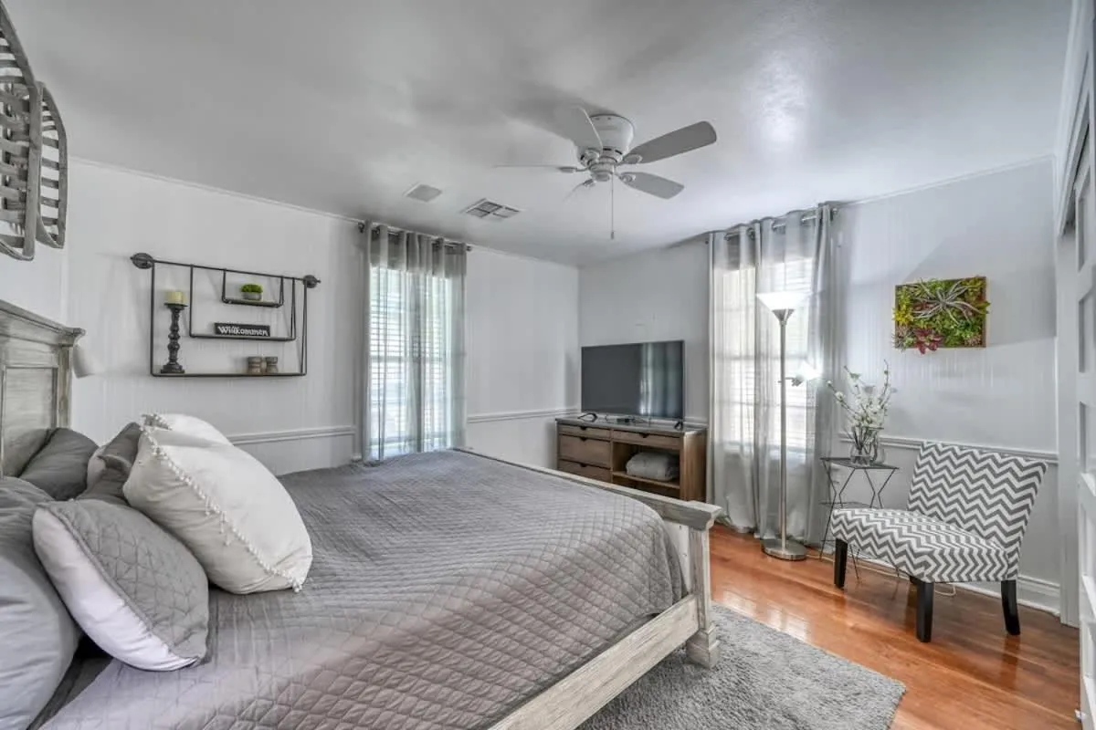 Bed in Charming Cottage Near Main with Patio&FirePit!!