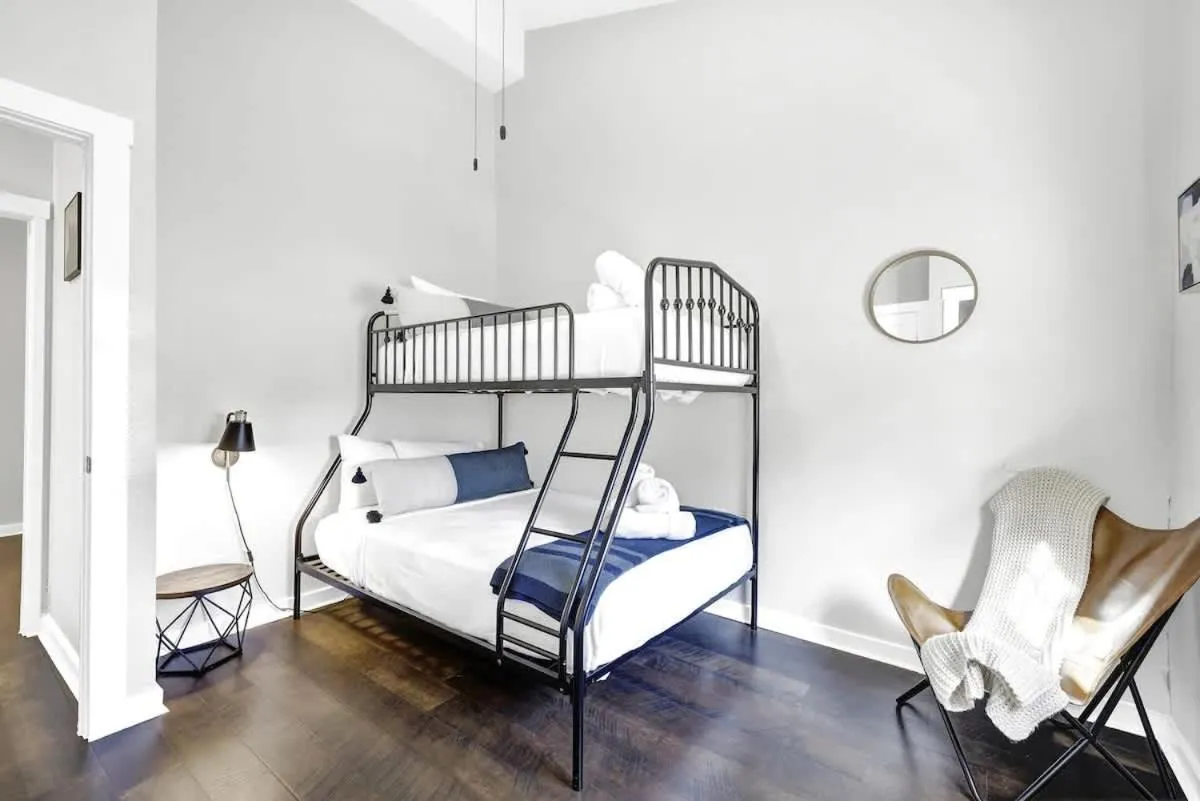 Bed in Olive St Ranch with HotTub-Grill and Party Barn