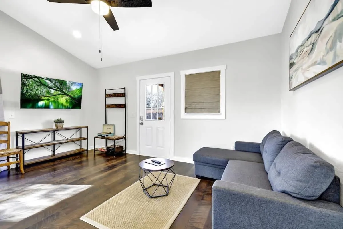 TV and multimedia in Olive St Ranch with HotTub-Grill and Party Barn