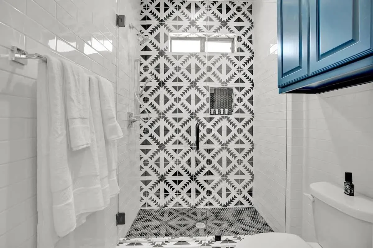 Shower in Luxury Modern Home with Hot tub Deck & Firepit!