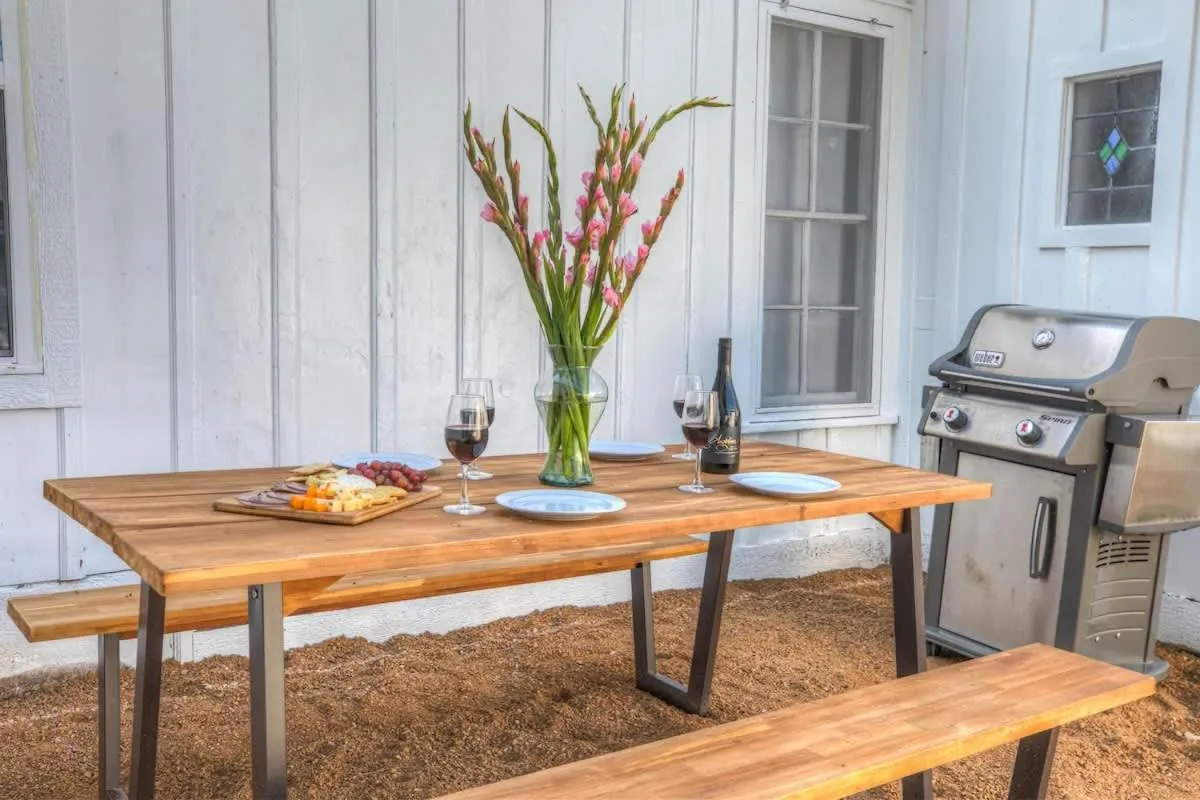 BBQ facilities in Stunning Home with Hot Tub & Grill Just 2 Blks from Main St!