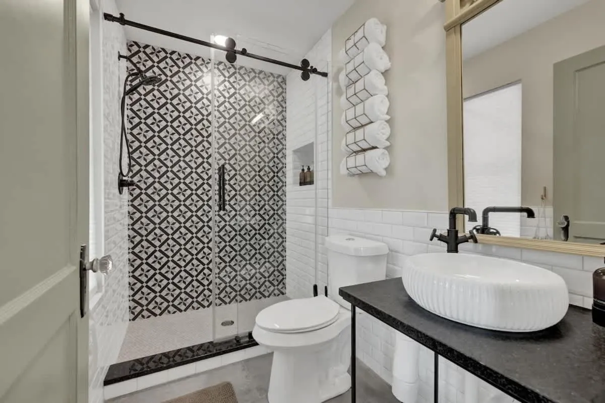 Bathroom in Walk to Schlitterbahn with Firepit