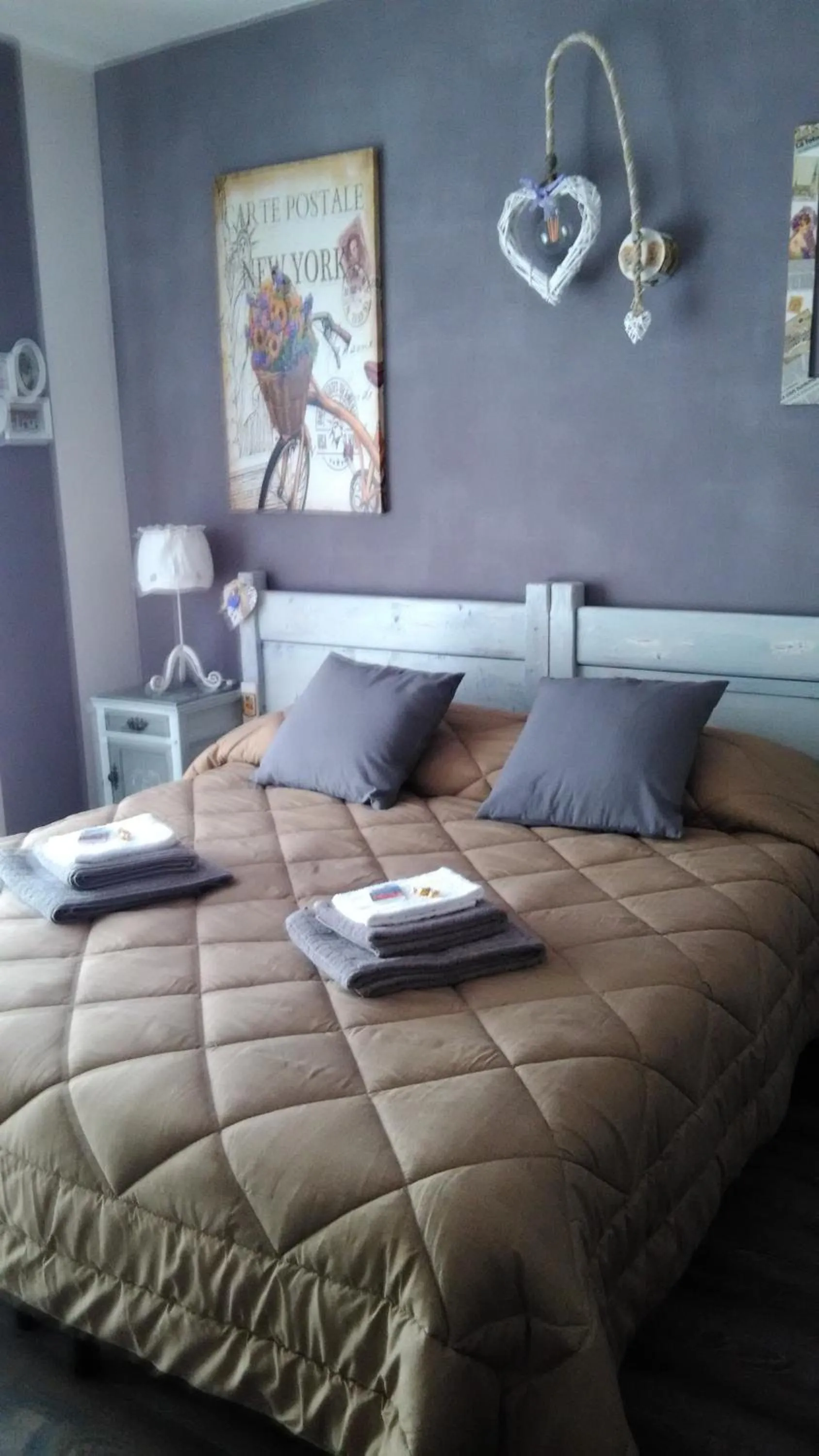 Double Room with Private Bathroom - single occupancy in Caicai Bed And Breakfast