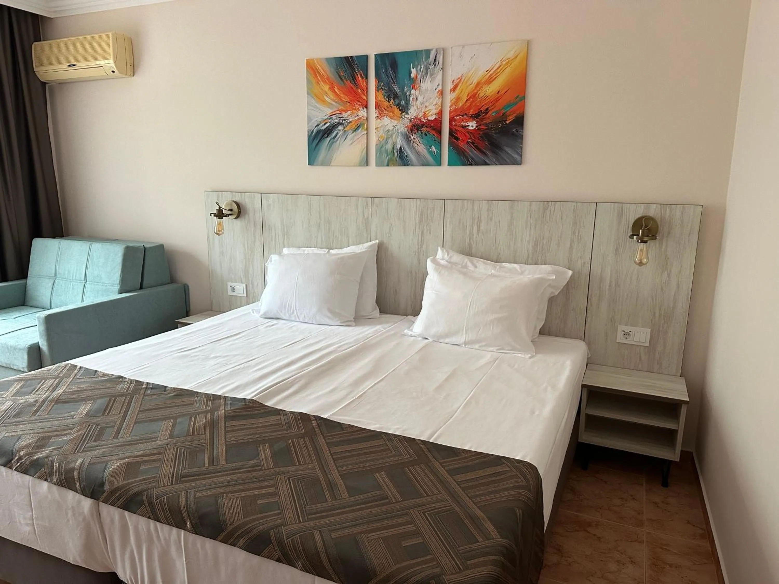 Bed in Oleander House and Tennis Club