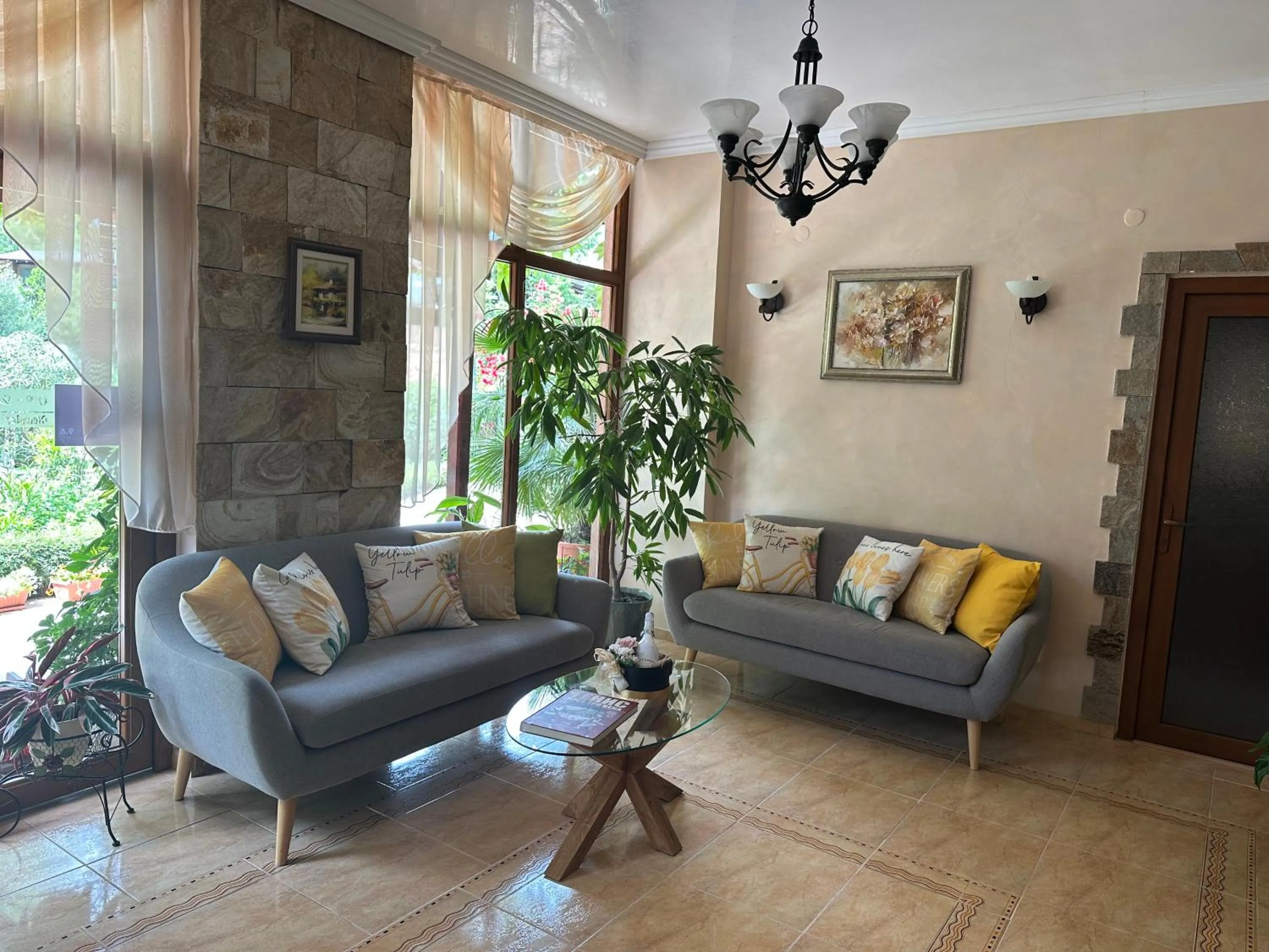 Lobby or reception in Oleander House and Tennis Club