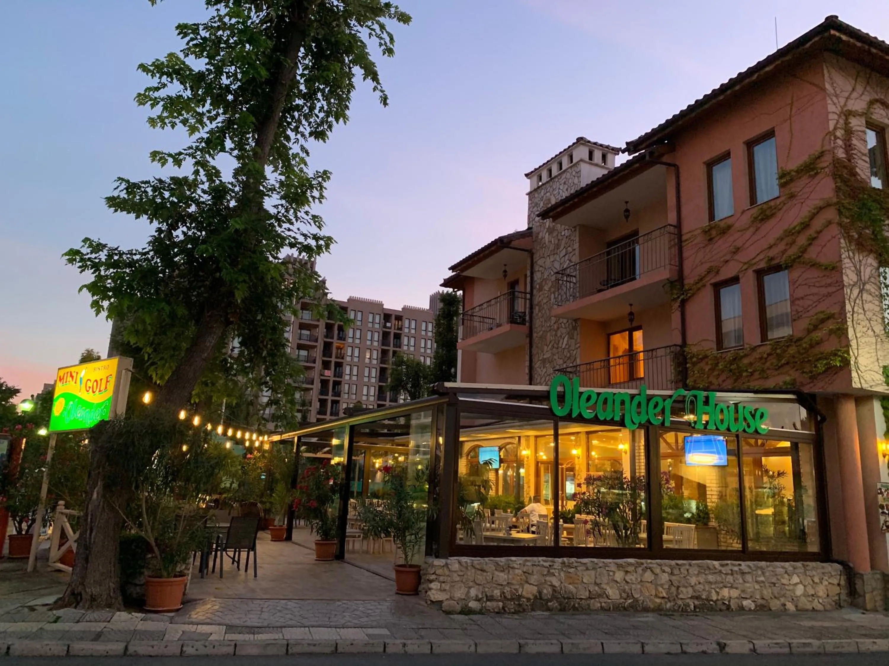 Property building in Oleander House and Tennis Club