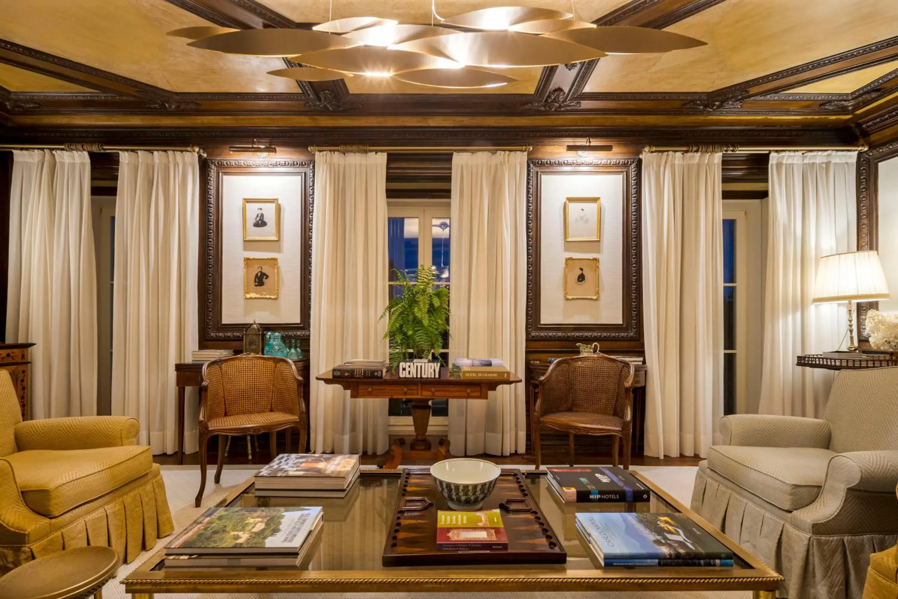 Living room in Valverde Santar Hotel & SPA - Relais & Châteaux Living room in Valverde Santar Hotel & SPA - Relais & Châteaux