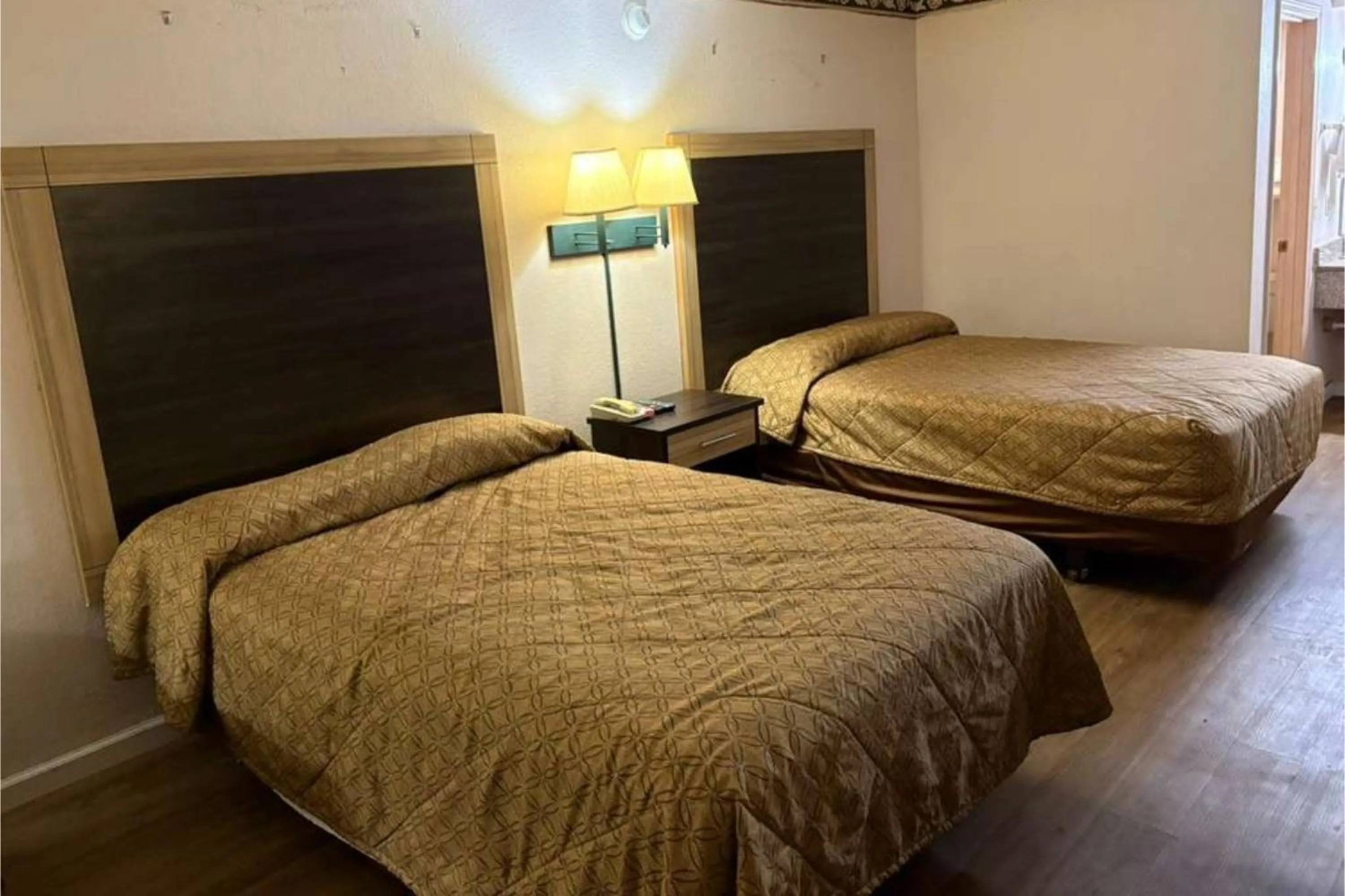 Bedroom, Bed in American Inn by Hotel O Selma US 80