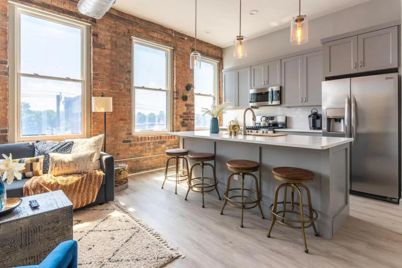 CHEETAH Venture out on your Cincinnati Safari