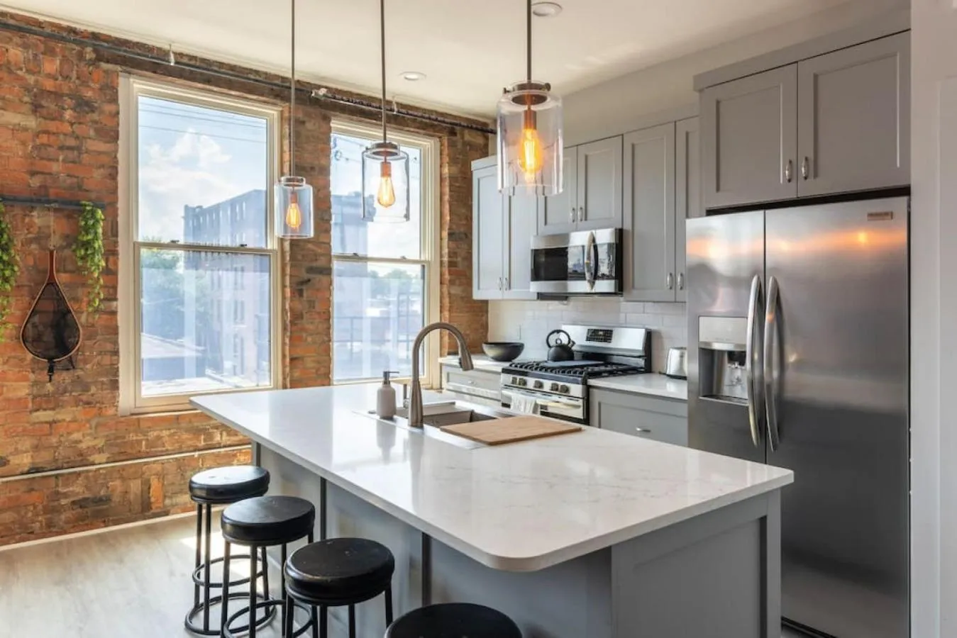 TRUTH Old world charm meets New world love