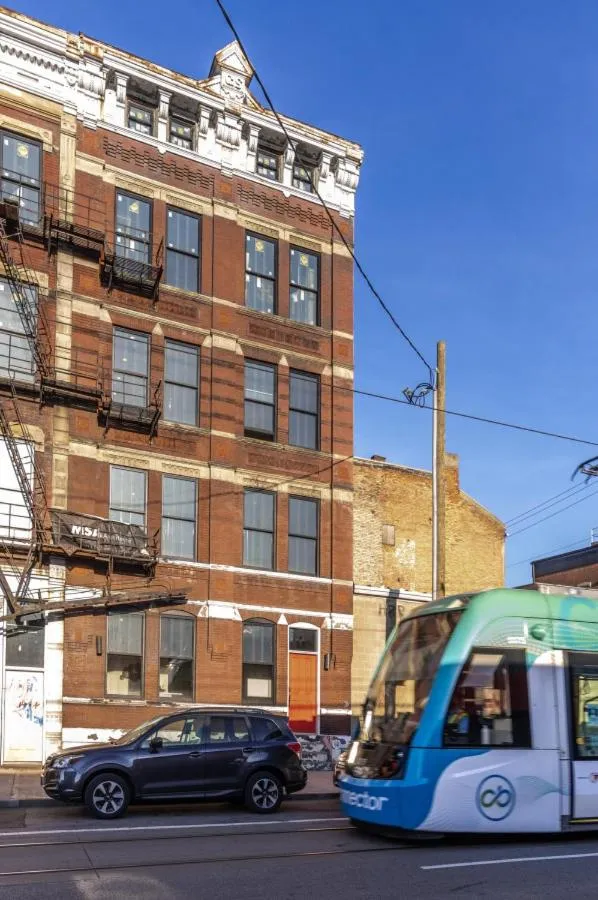 TRUTH Old world charm meets New world love