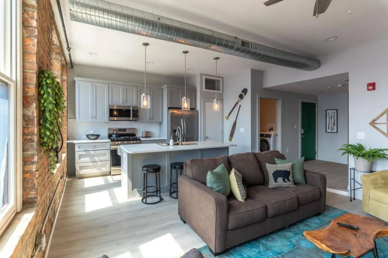 TRUTH Old world charm meets New world love