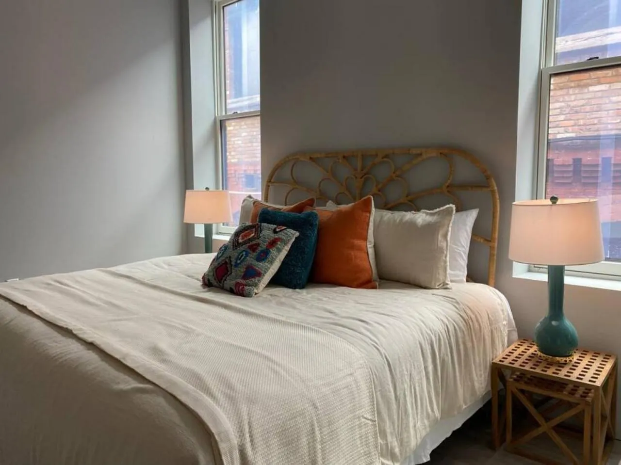 Bed in ZANGO Explore OTR and Downtown from a Renovated Condo