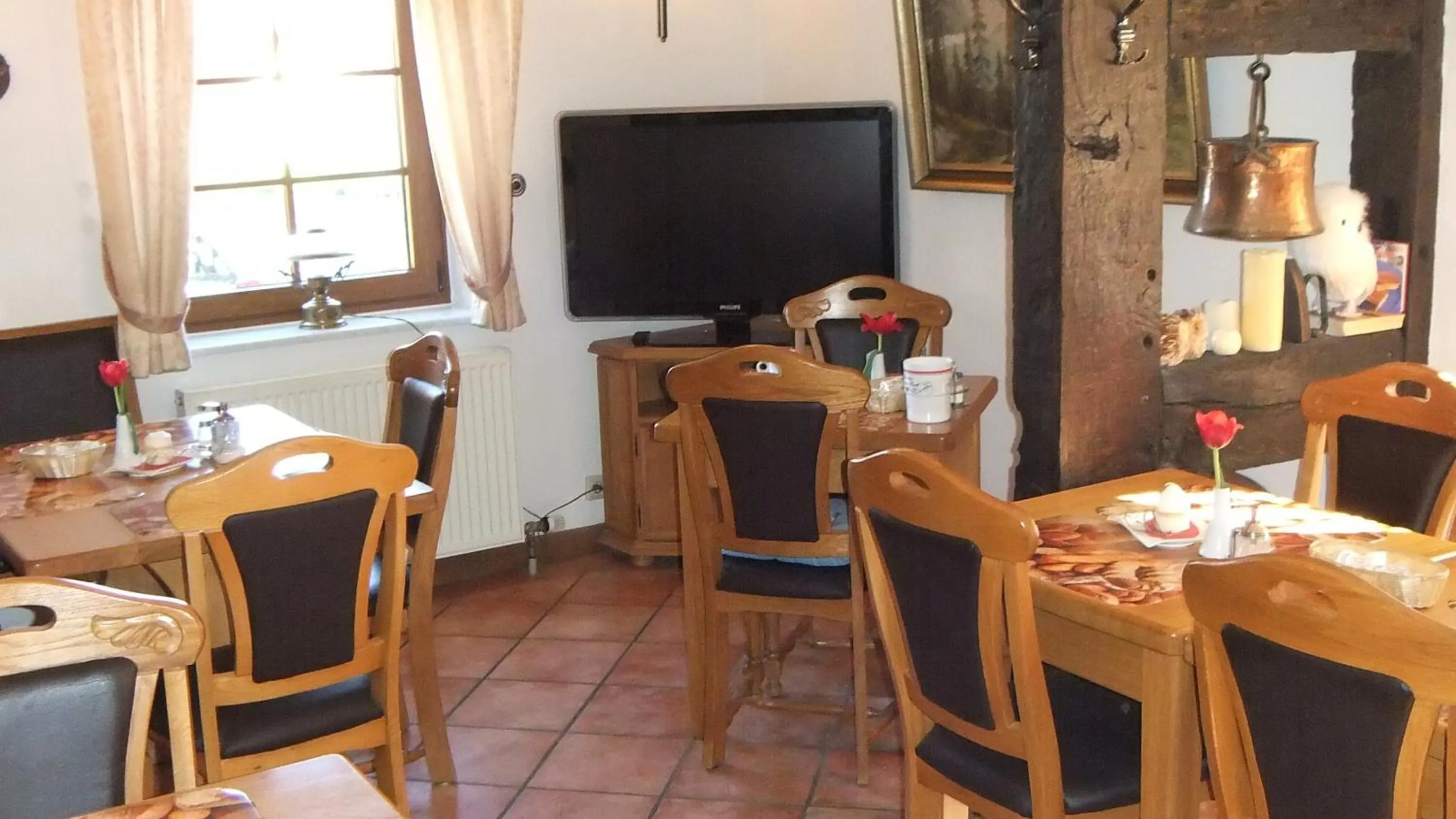 Restaurant/places to eat in Hotel Alte Schule