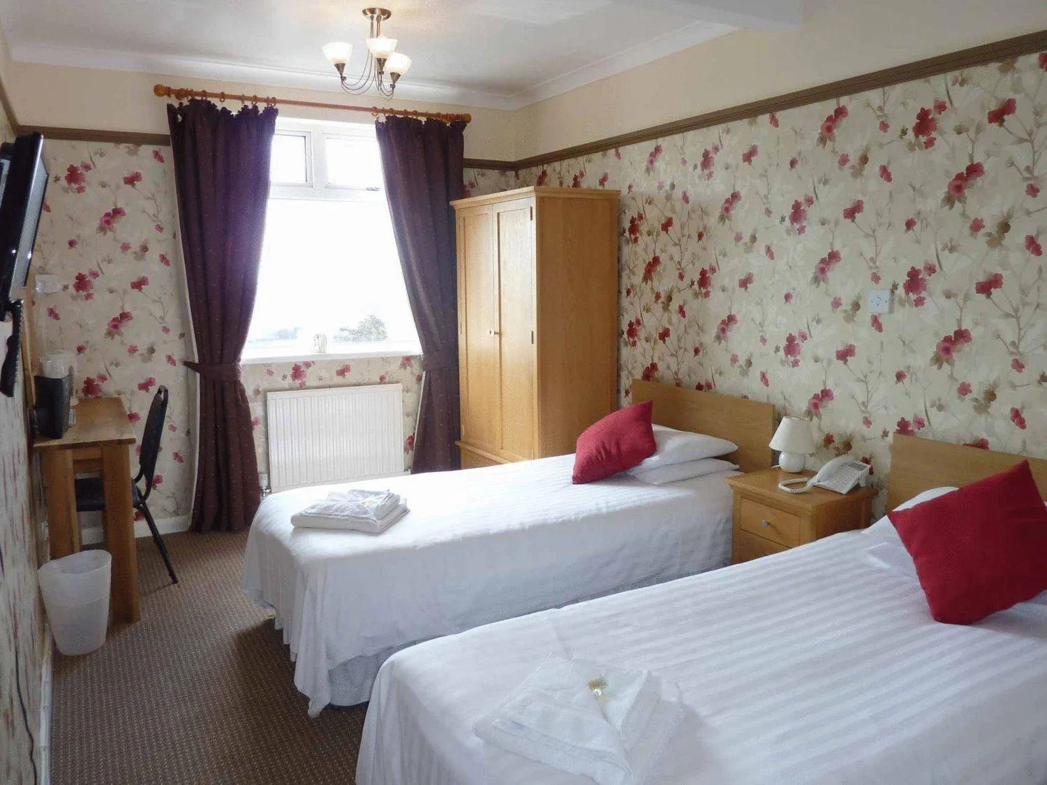 Bedroom, Bed in The Moorland Hotel