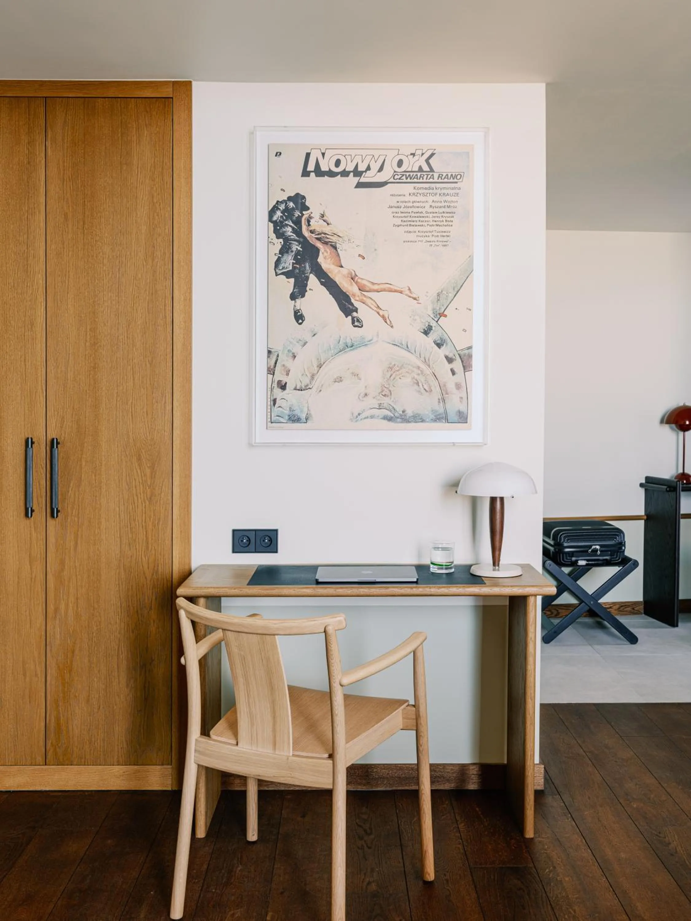 wardrobe in PURO Hotel Poznań Stare Miasto