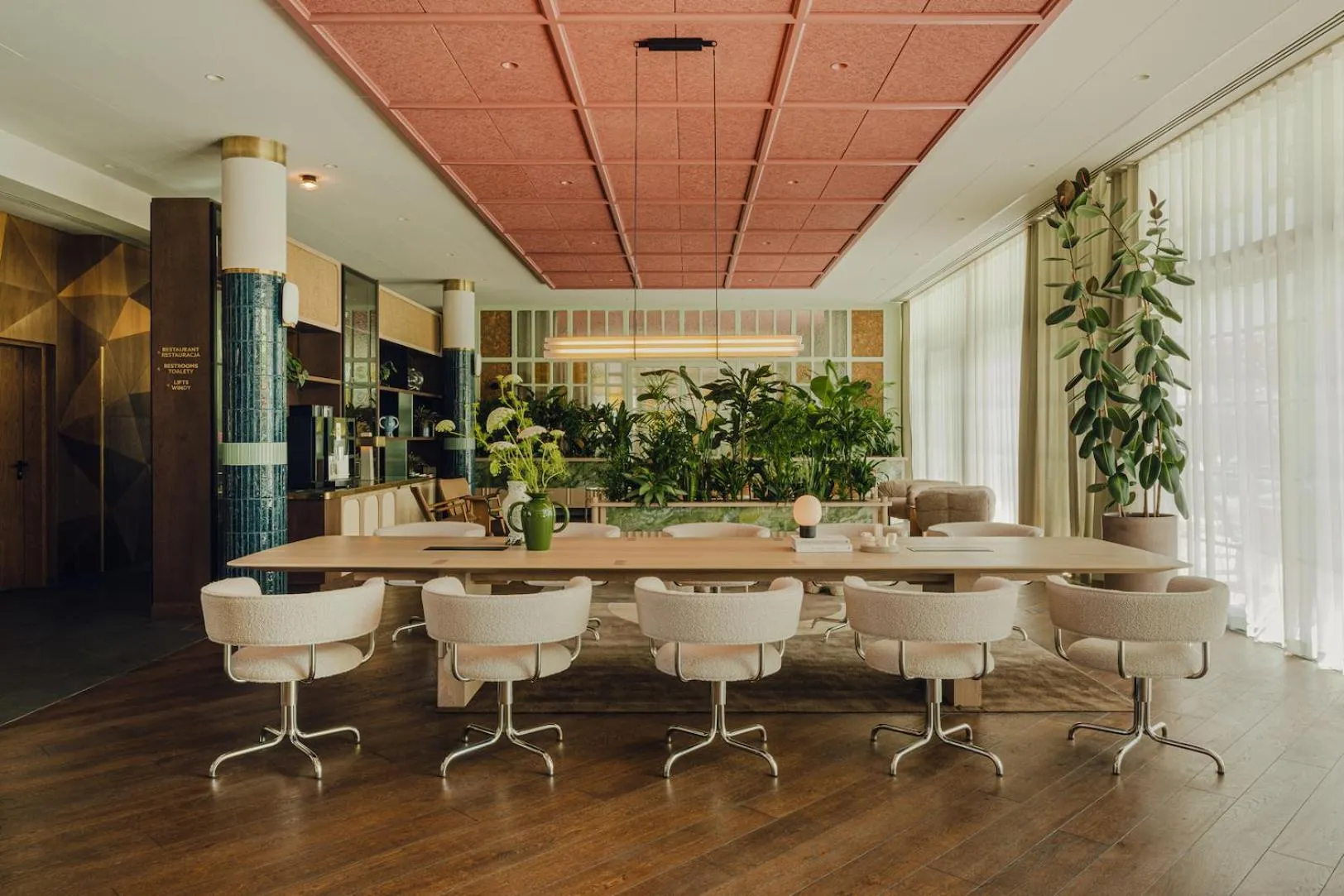 Lounge or bar in PURO Hotel Poznań Stare Miasto