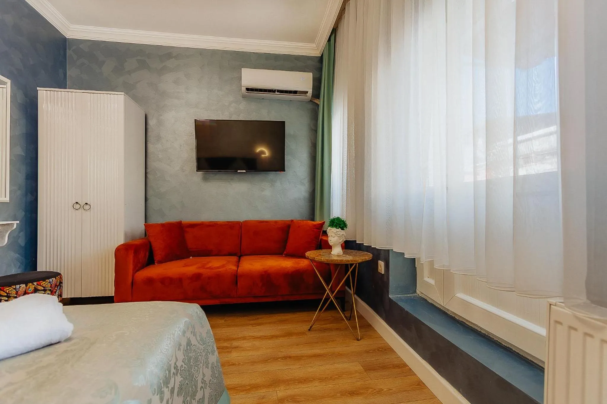 TV and multimedia in Taksim Bi Center Suites